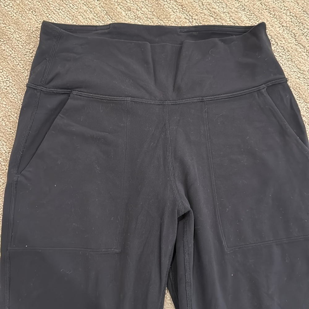 Lululemon Align Nulu Joggers Size 6